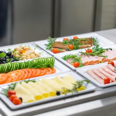 Hotel apartamentowy Wczasowa 8 4*