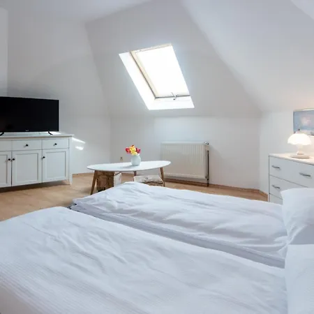 Hotel apartamentowy Wczasowa 8 Sarbinowo