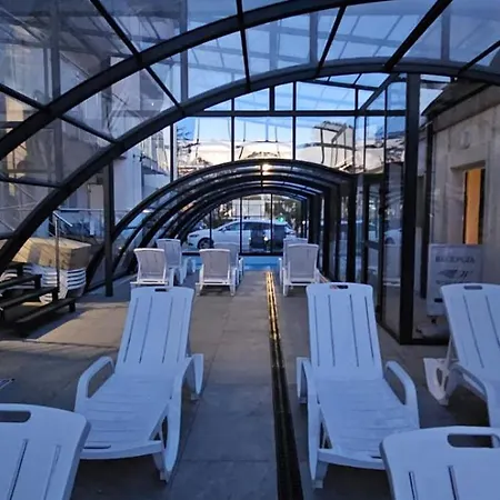 Wczasowa 8 4* Sarbinowo